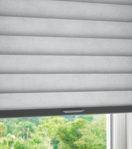 details of Hunter Douglas cordless child safe sonnette shades Reno