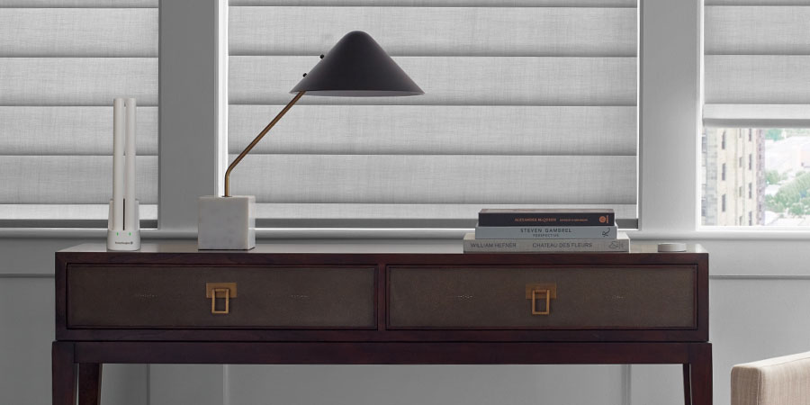 hunter douglas rechargeable battery wand placed in charging station