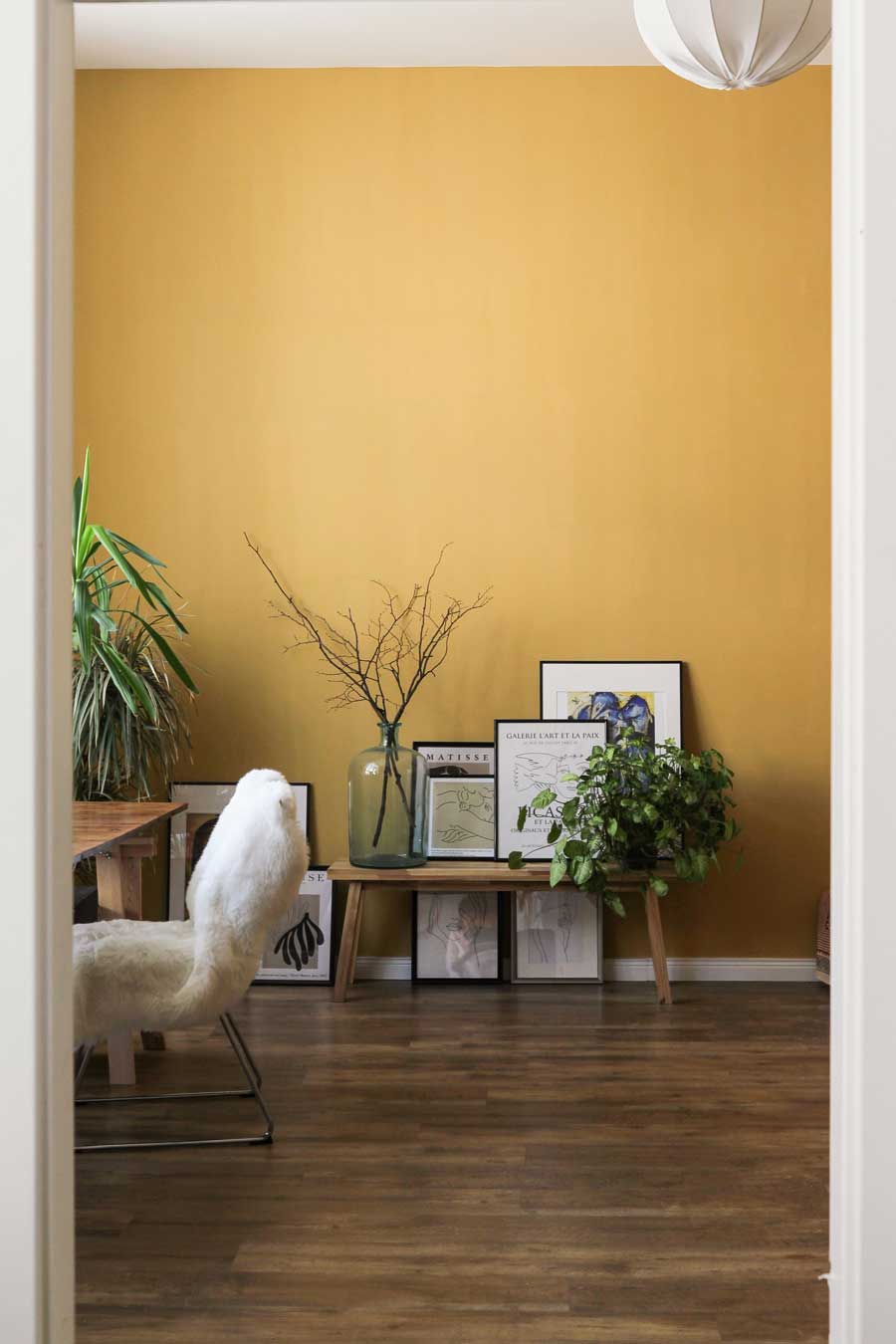 Yellow room undecorated